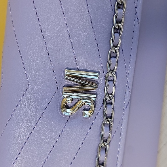 Steve Madden Quilted Faux Leather Wallet Wristlet Silver Chain Lavender - Picture 3 of 8